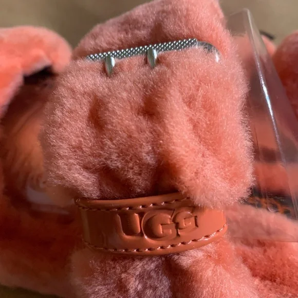 UGG Women's Fuzz Yeah Slippers - Picture 9 of 11